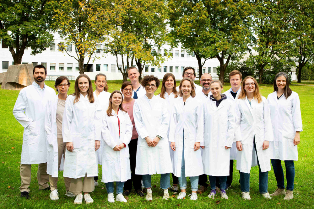 Teamfoto 2024 Experimentelle Leukämie- und Lymphomforschung (ELLF)