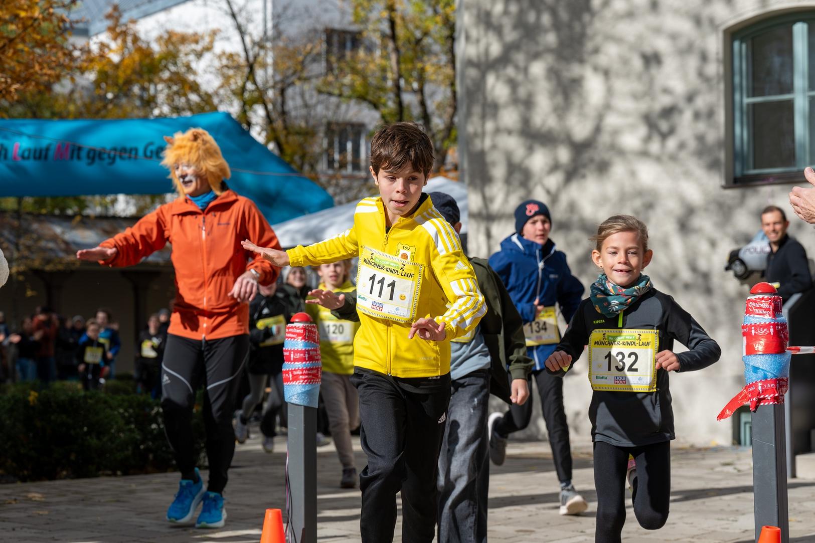 All4Hauner Spendenlauf - Kinder laufen für Kinder