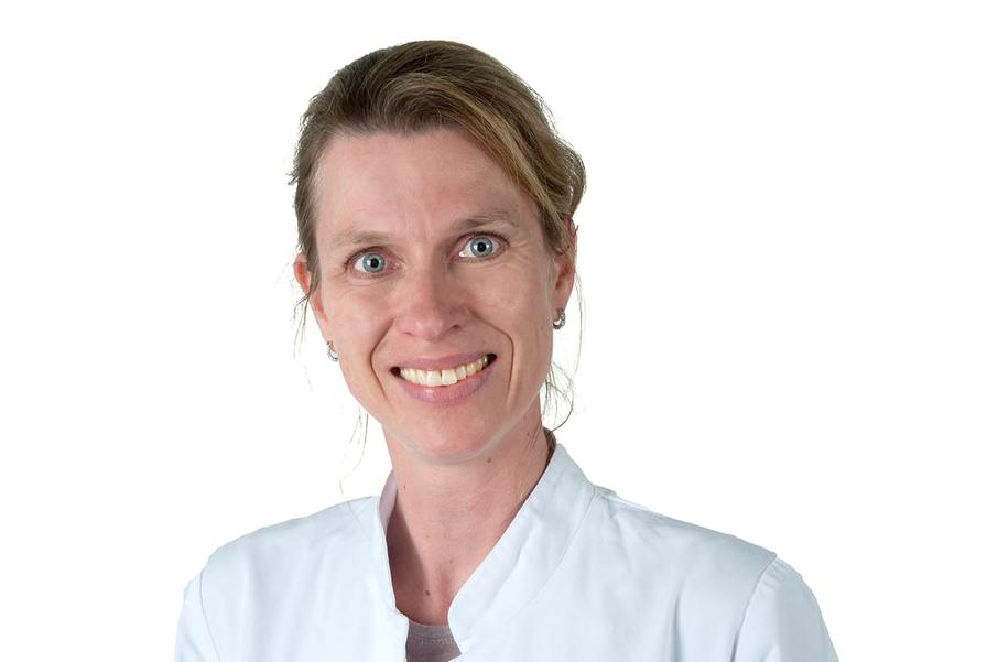 Dr. med. Karen Dietz, Fachärztin Kinder- und Jugendmedizin