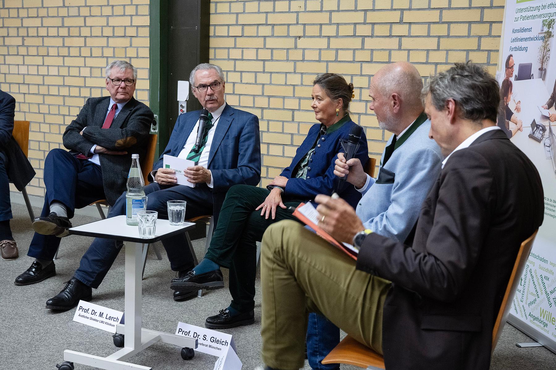 Podiumsdiskussion bei der Jubiläumsveranstaltung am 28.11. 2025 am LMU Klinikum Großhadern