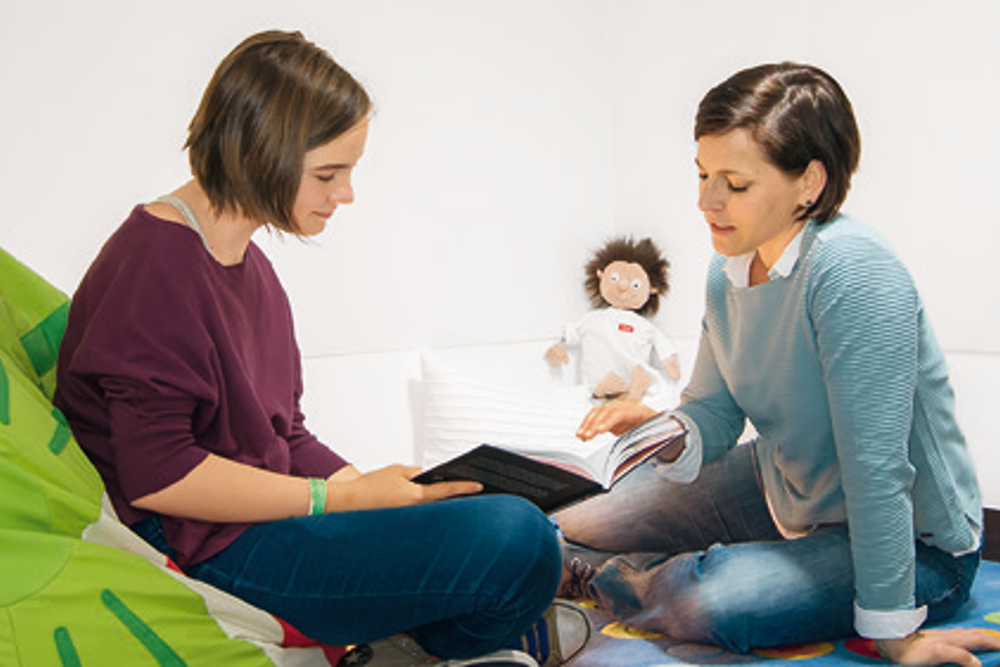 Bild: Gespräch in der Familiensprechstunde