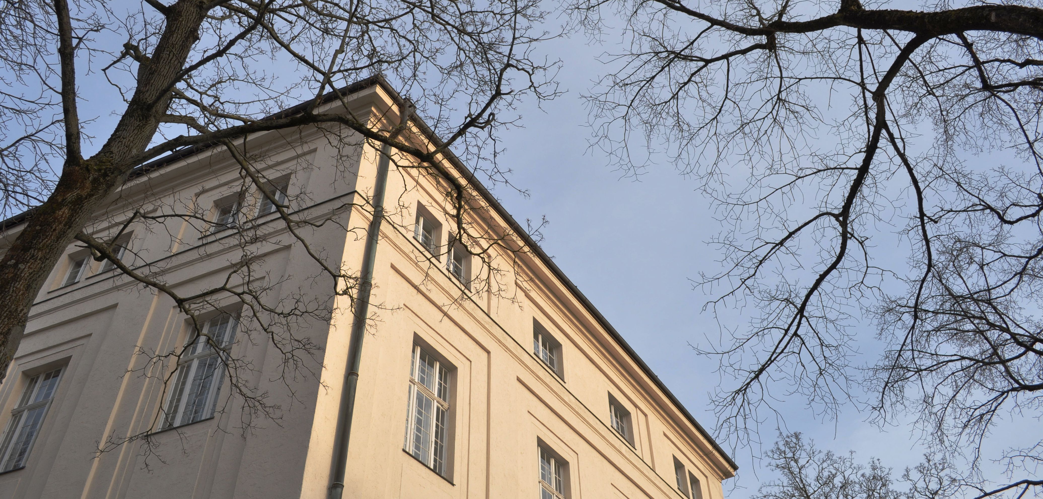 Psychiatrie Ecke Nußbaumstraße