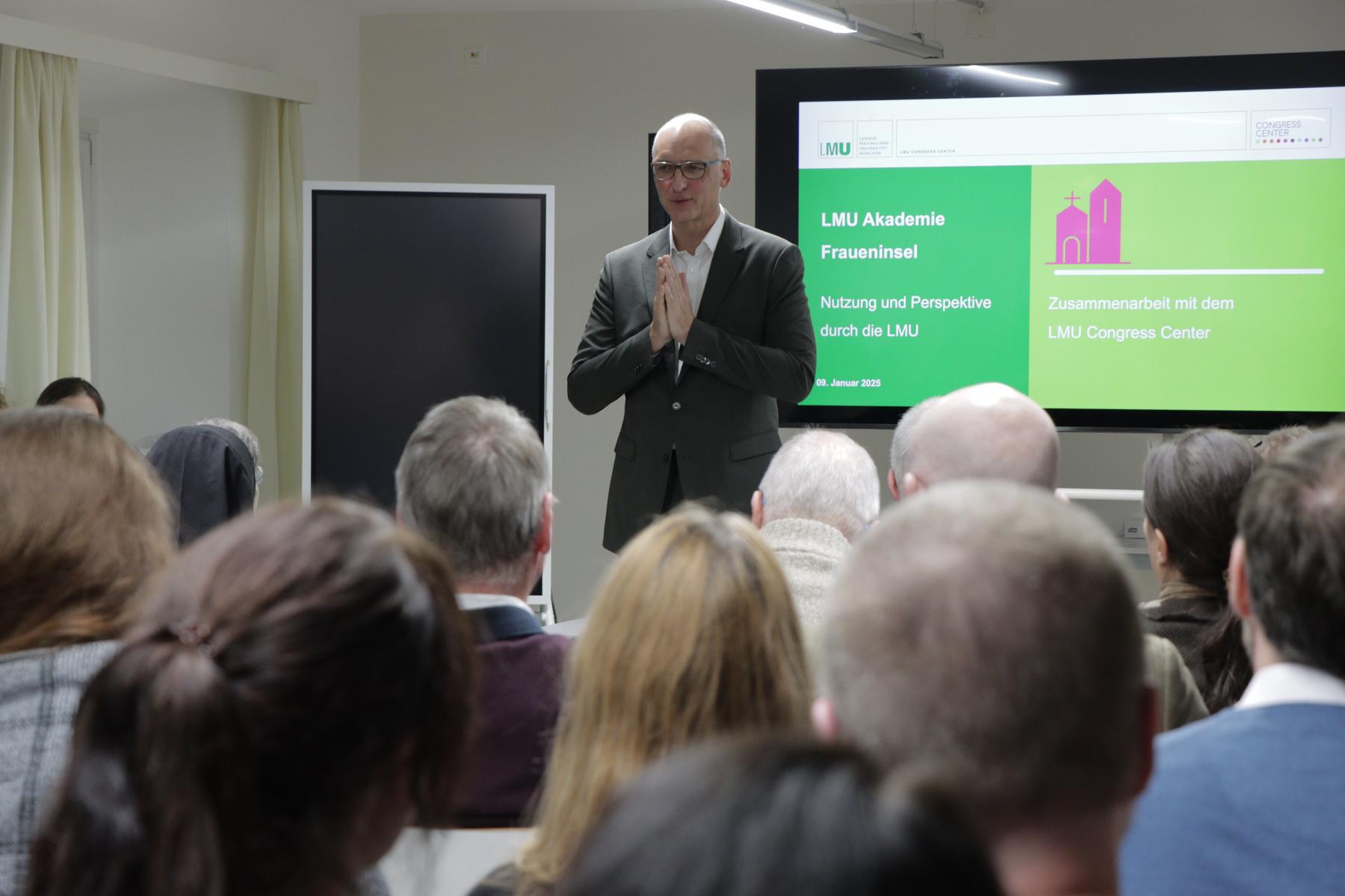 Eröffnung der LMU Akademie Fraueninsel durch Institutsdirektor Prof. Dr. Martin R. Fischer, Januar 2025