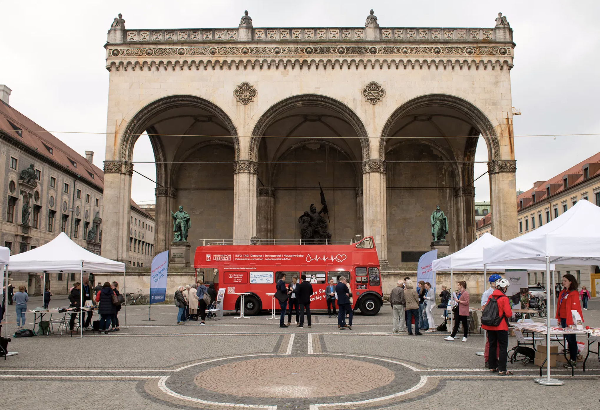  Odeonsplatz with information booths for stroke day